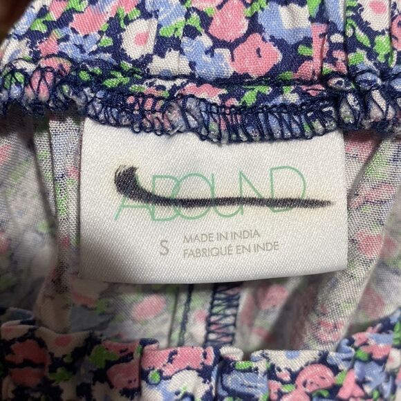 Abound Floral Pink/Blue Shorts size Small - Picture 4 of 4